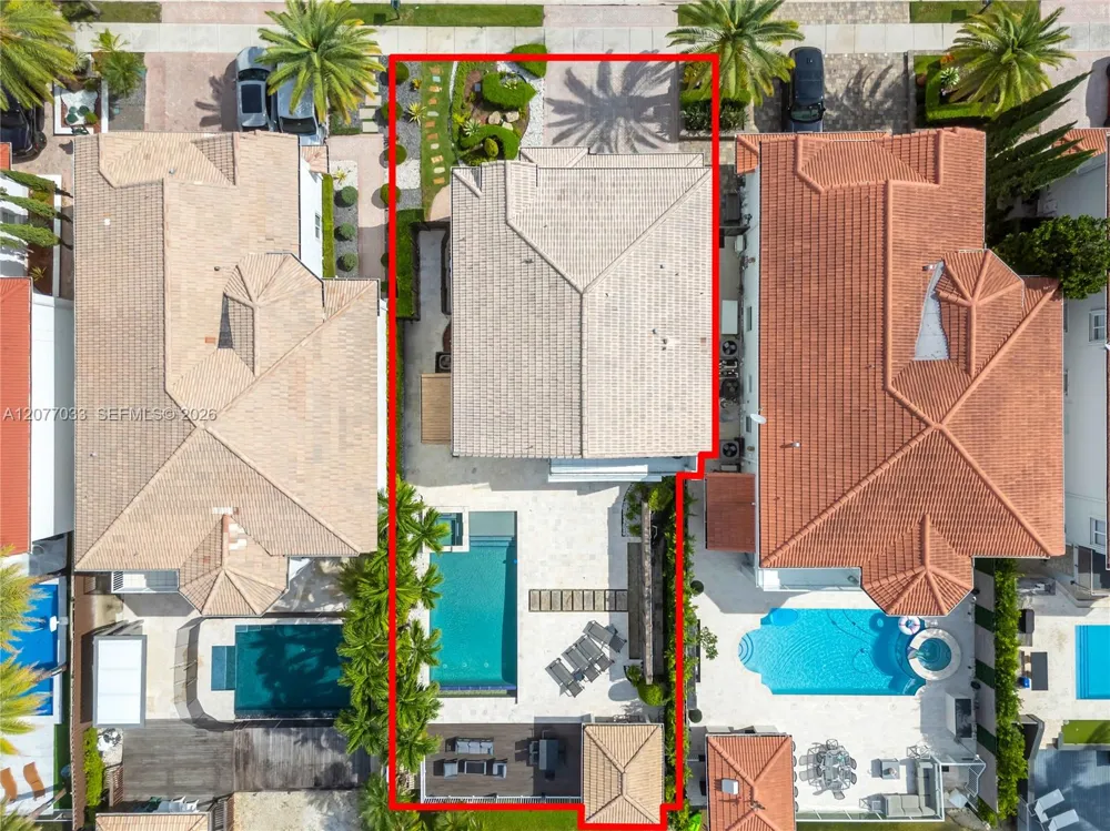 11101 NW 72nd Ter Doral, FL 33178