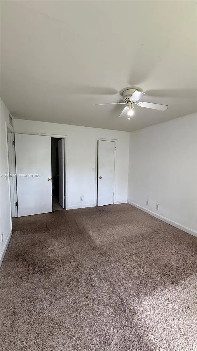 4098 Pine Island Rd #100 Sunrise, FL 33351