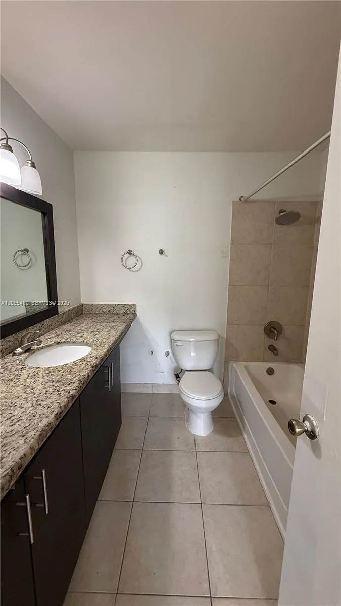 4098 Pine Island Rd #100 Sunrise, FL 33351