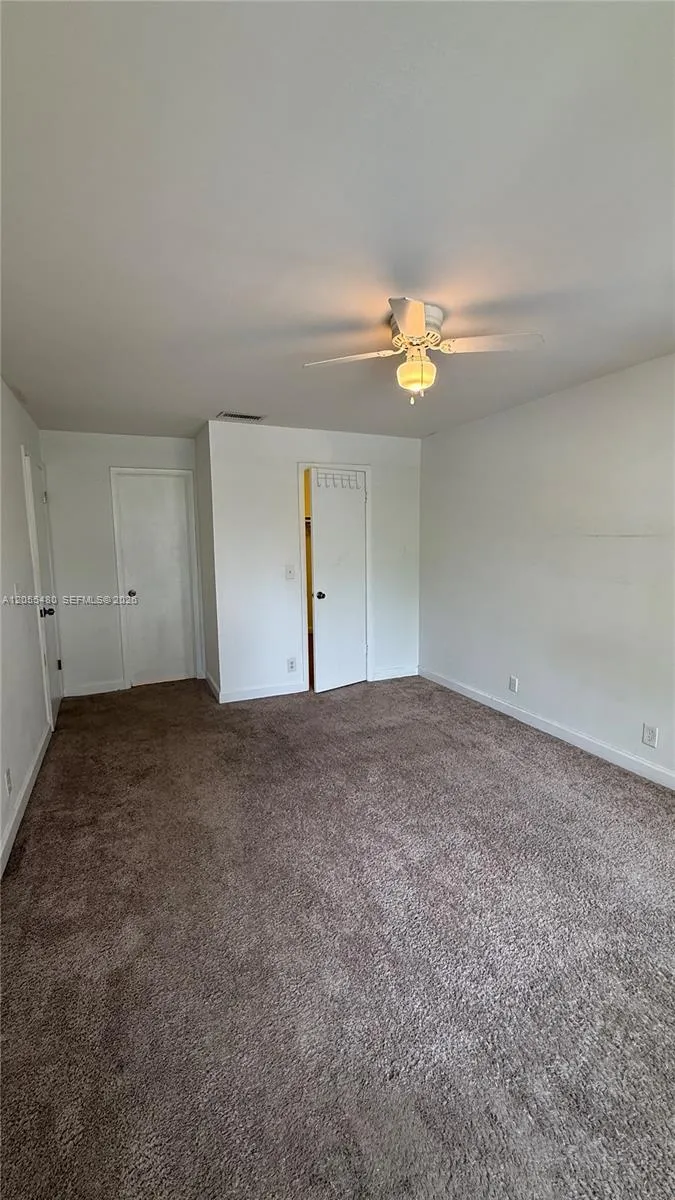 4098 Pine Island Rd #100 Sunrise, FL 33351