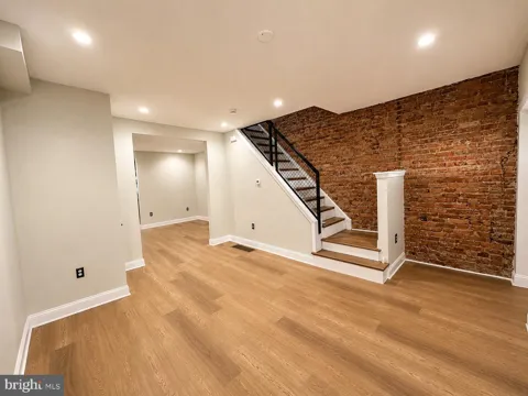 6534 LAMBERT STREET