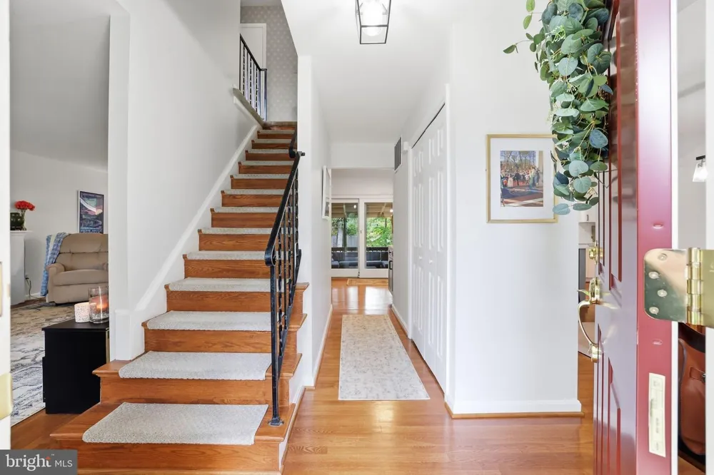 6605 GREY FOX DRIVE Springfield, VA 22152
