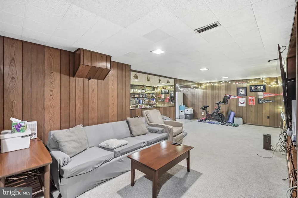 6605 GREY FOX DRIVE Springfield, VA 22152