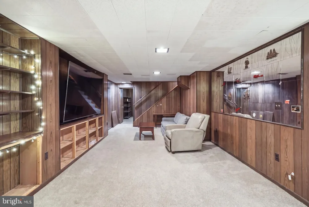 6605 GREY FOX DRIVE Springfield, VA 22152