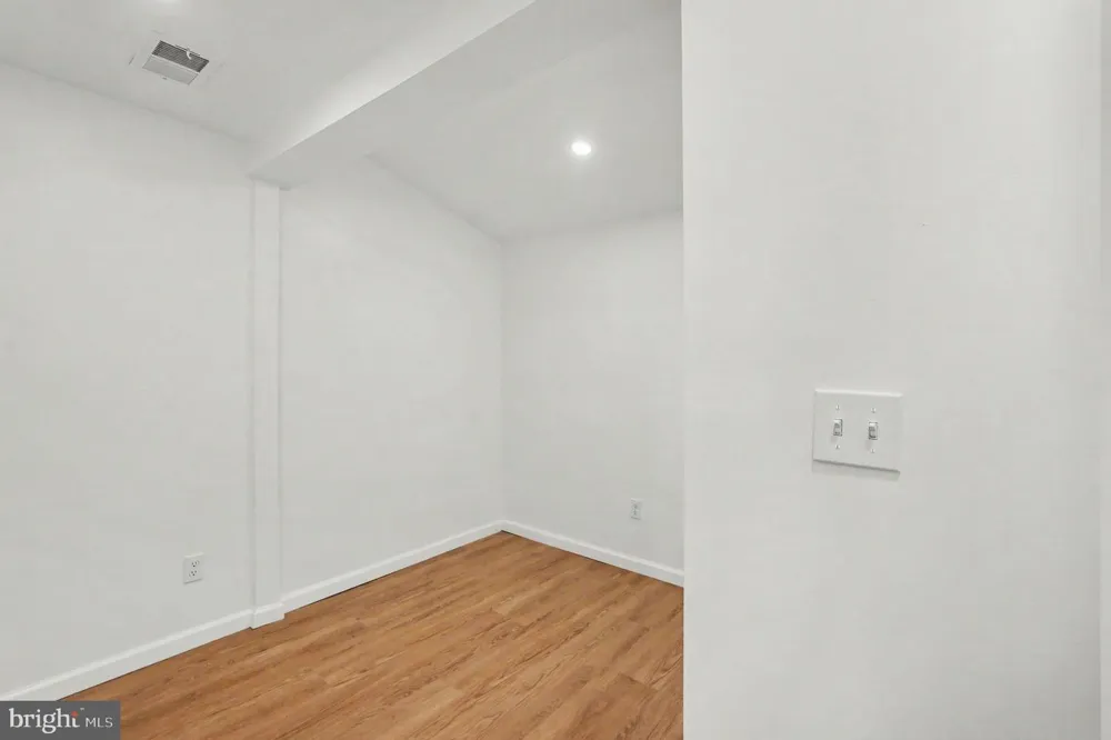 3033 BARCLAY STREET Baltimore, MD 21218