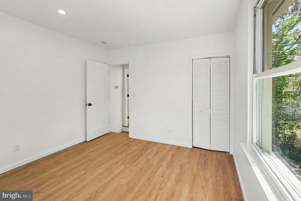 3033 BARCLAY STREET Baltimore, MD 21218