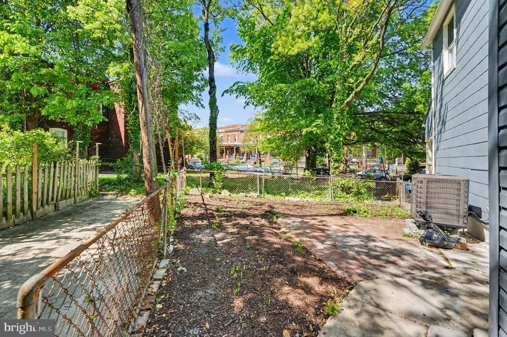 3033 BARCLAY STREET Baltimore, MD 21218