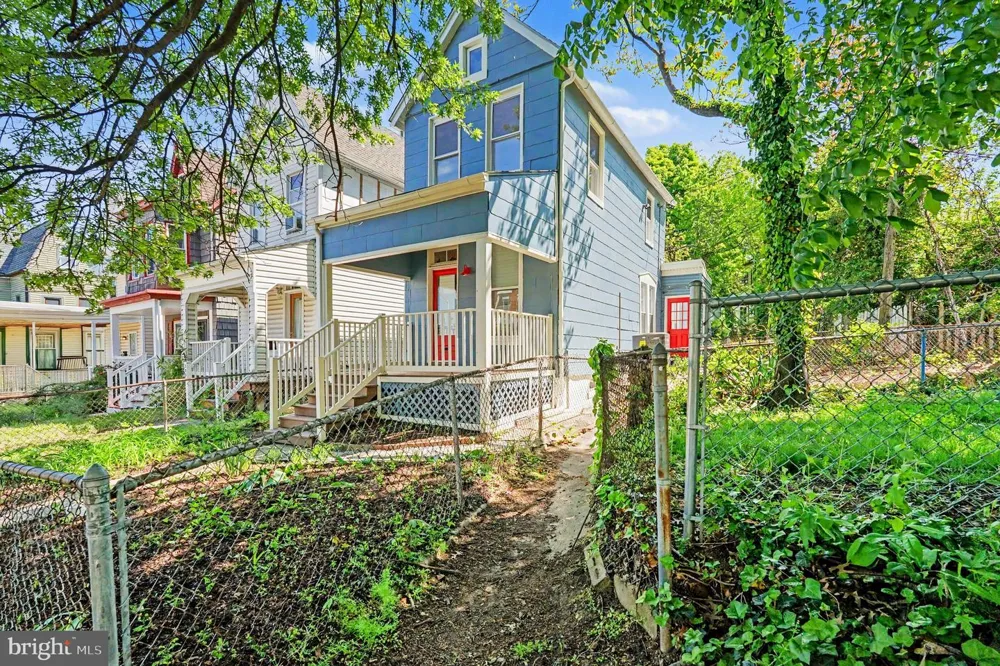 3033 BARCLAY STREET Baltimore, MD 21218