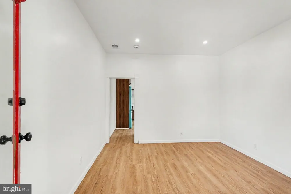 3033 BARCLAY STREET Baltimore, MD 21218