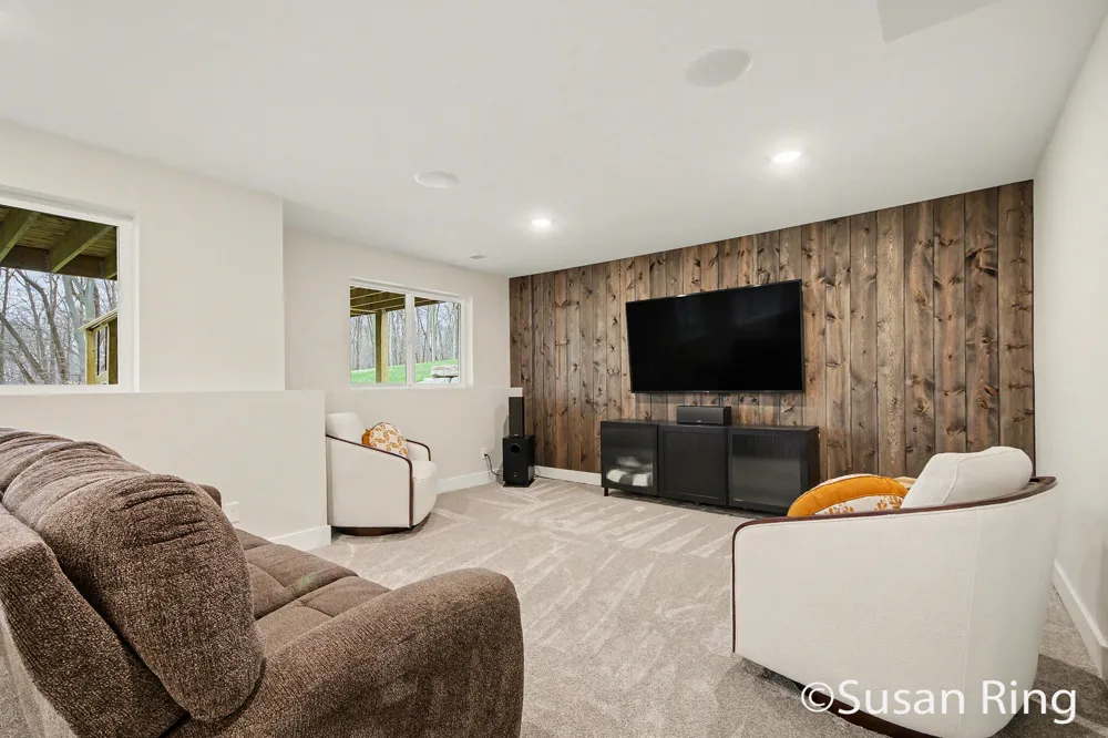 7290 Crossridge Drive SE Grand Rapids, MI 49512