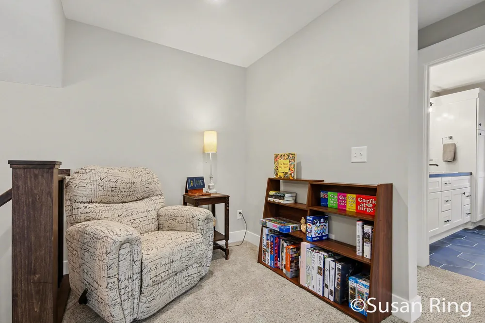 7290 Crossridge Drive SE Grand Rapids, MI 49512