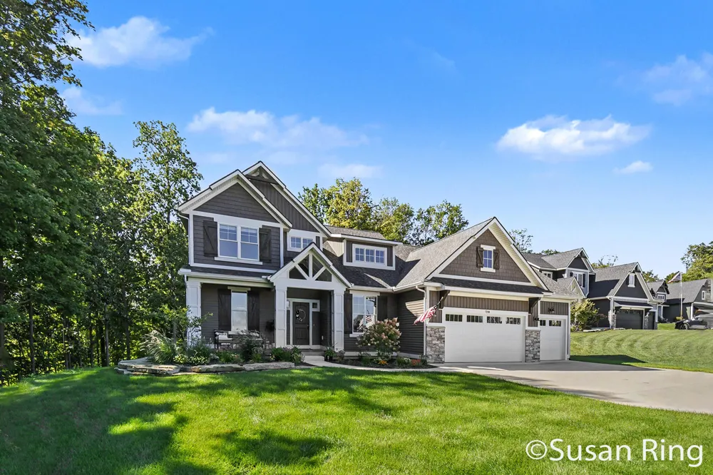 7290 Crossridge Drive SE Grand Rapids, MI 49512