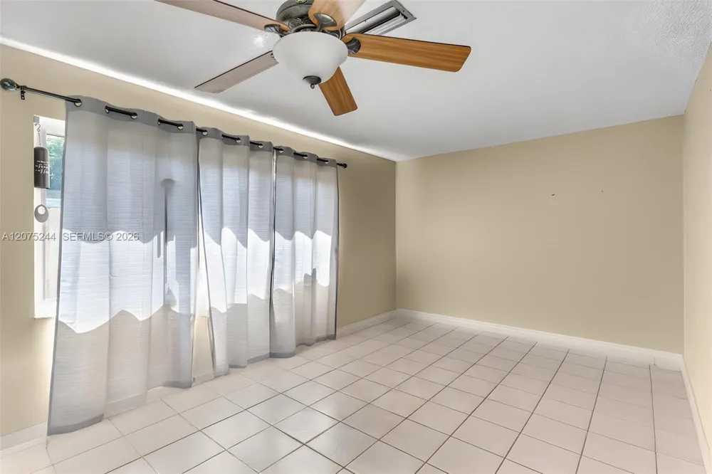 11740 NW 39th Pl Sunrise, FL 33323