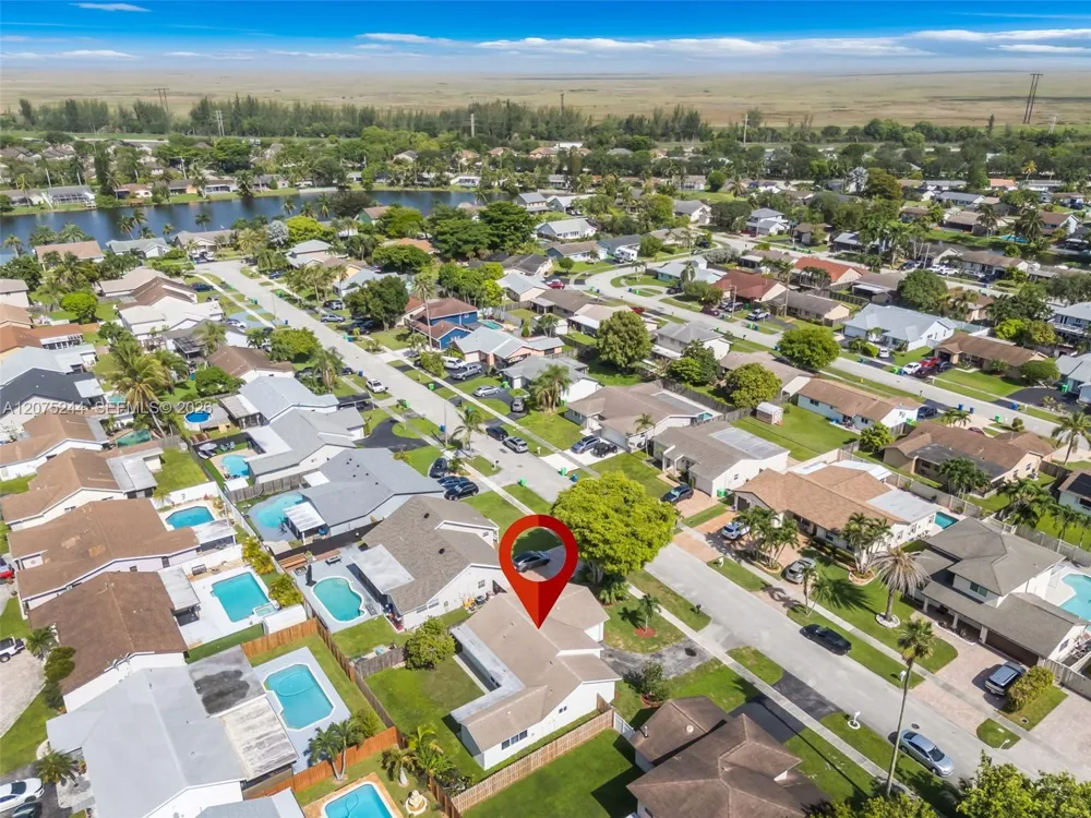 11740 NW 39th Pl Sunrise, FL 33323