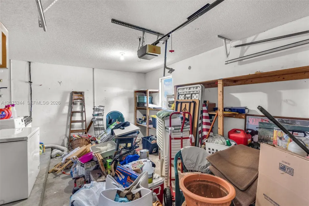 11740 NW 39th Pl Sunrise, FL 33323