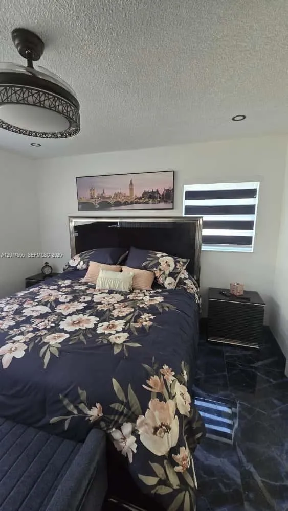 5121 W Oakland Park Blvd #212 Lauderdale Lakes, FL 33313