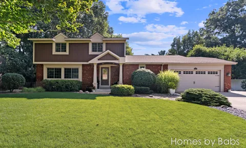 4490 Birchwood Court