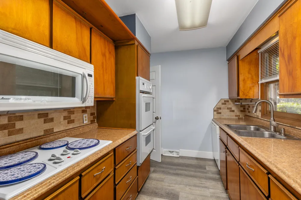7246 Rezen Drive NE Rockford, MI 49341