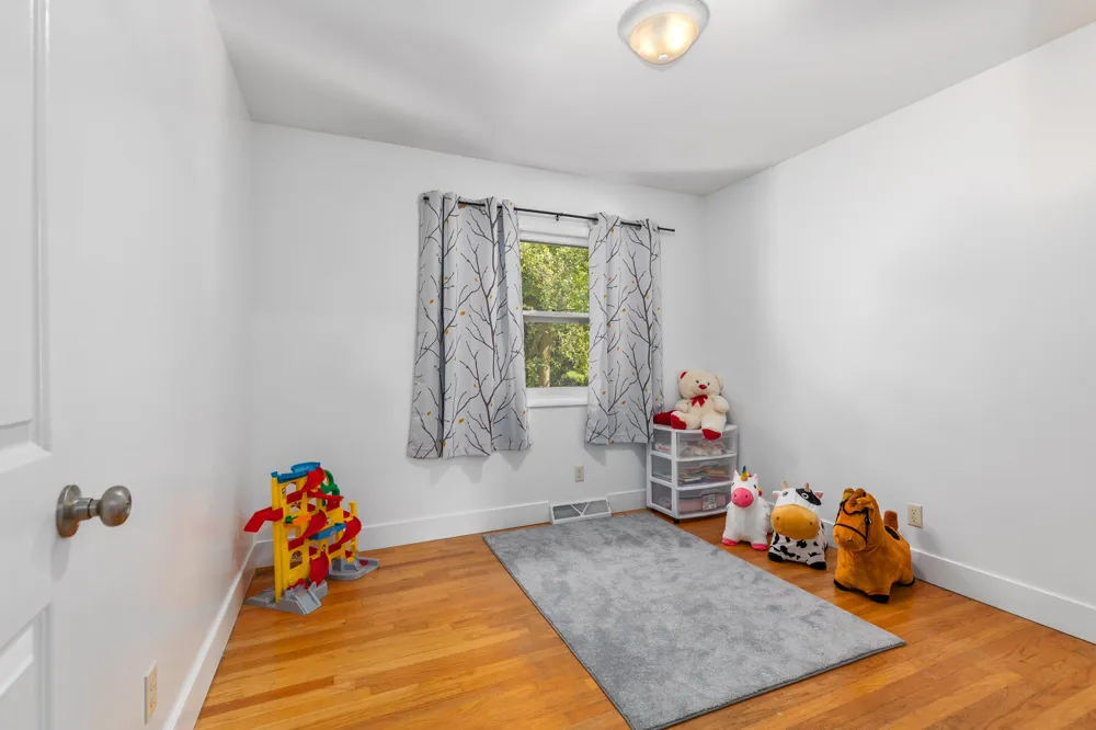 7246 Rezen Drive NE Rockford, MI 49341