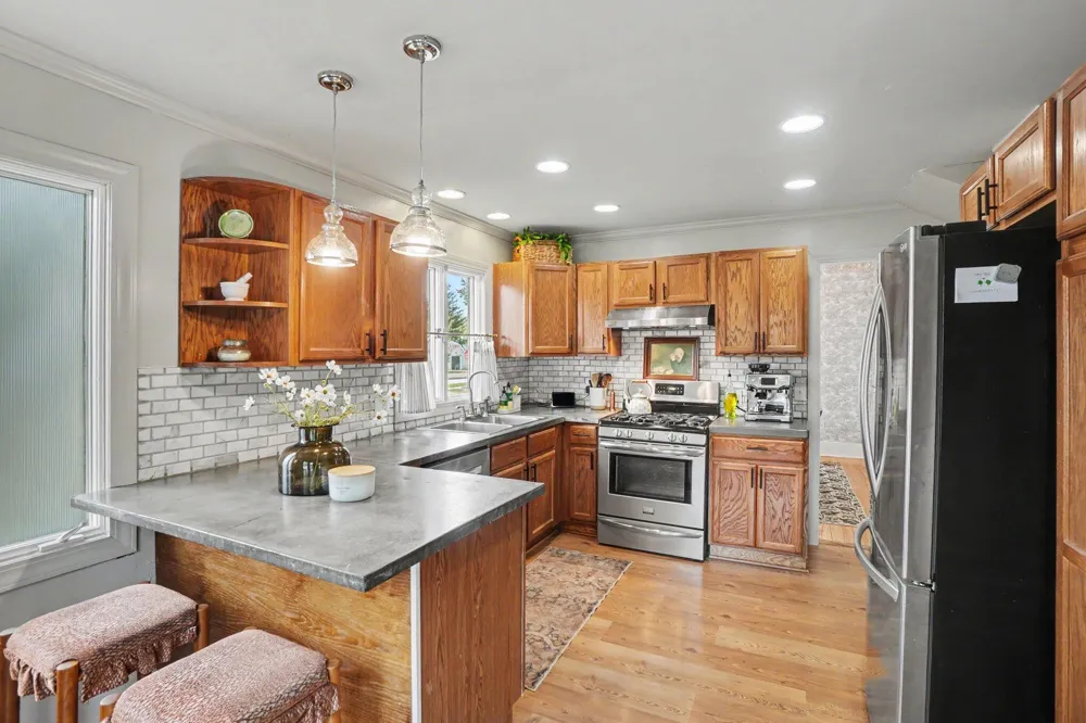 311 Michigan Street Zeeland, MI 49464