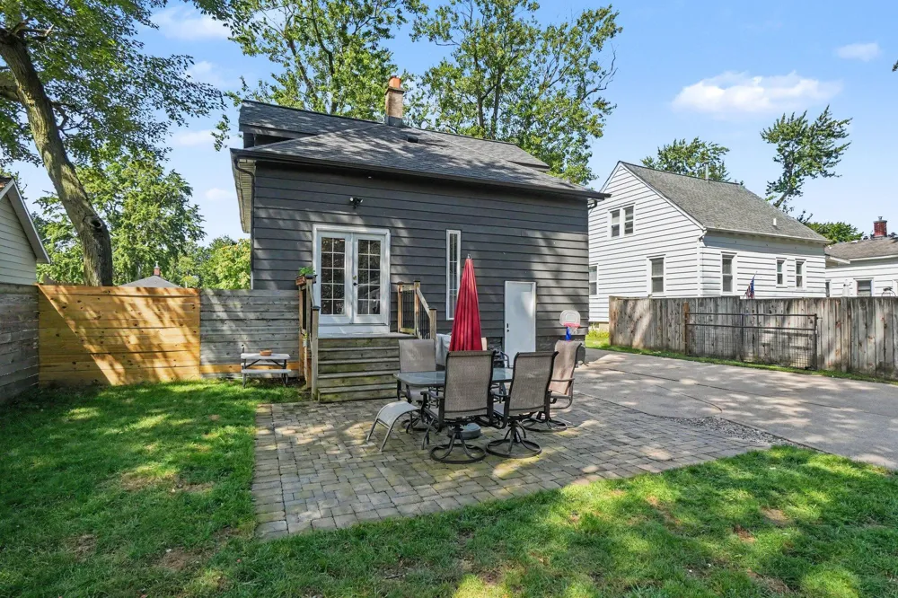 311 Michigan Street Zeeland, MI 49464