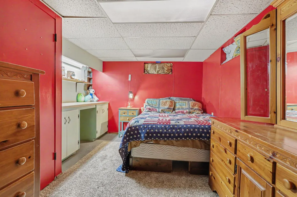 319 W Willard Street Paw Paw, MI 49079