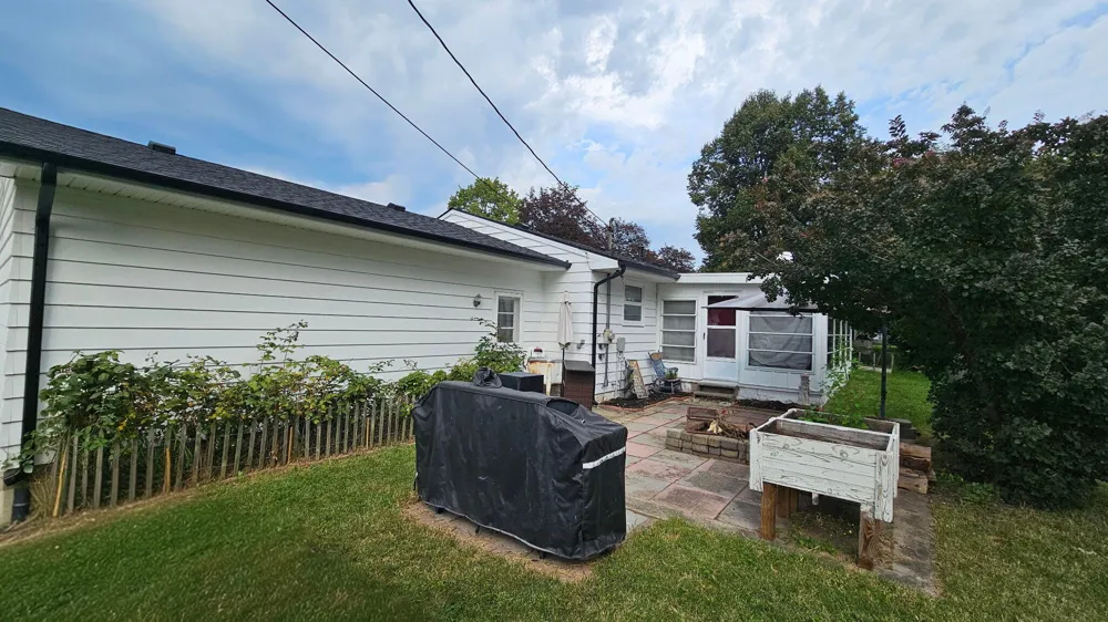 319 W Willard Street Paw Paw, MI 49079