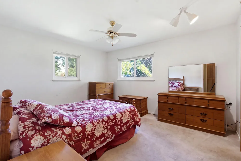 24029 Ripple Creek Novi, MI 48375