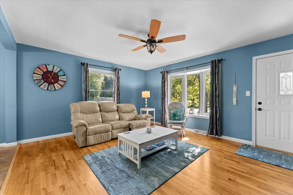 2217 W Lakewood Boulevard Holland, MI 49424