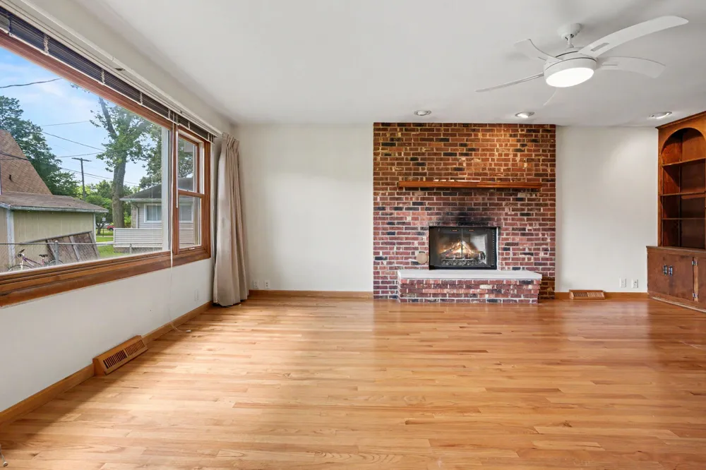 1806 Broadway Street Niles, MI 49120