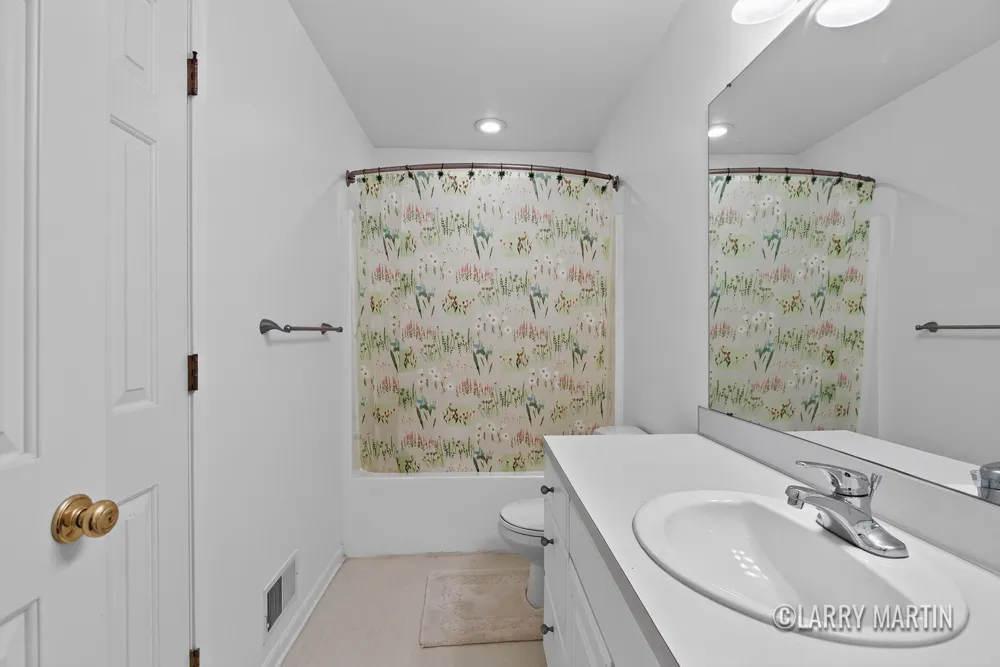 2940 Eldora Court SW Byron Center, MI 49315