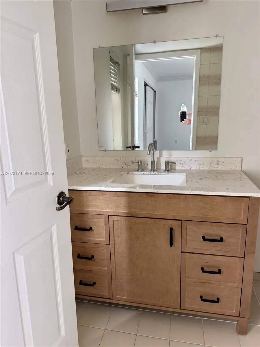 37 Majorca Ave #402 Coral Gables, FL 33134