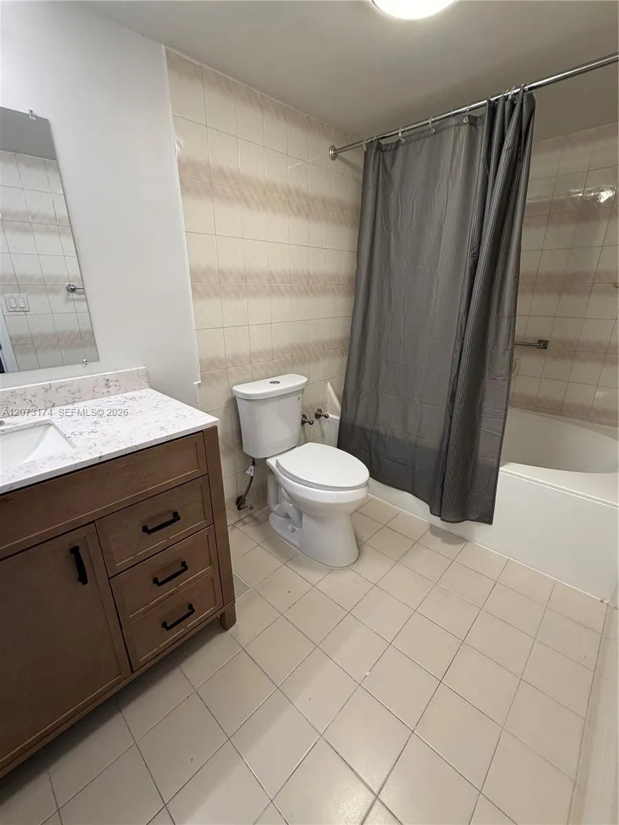 37 Majorca Ave #402 Coral Gables, FL 33134