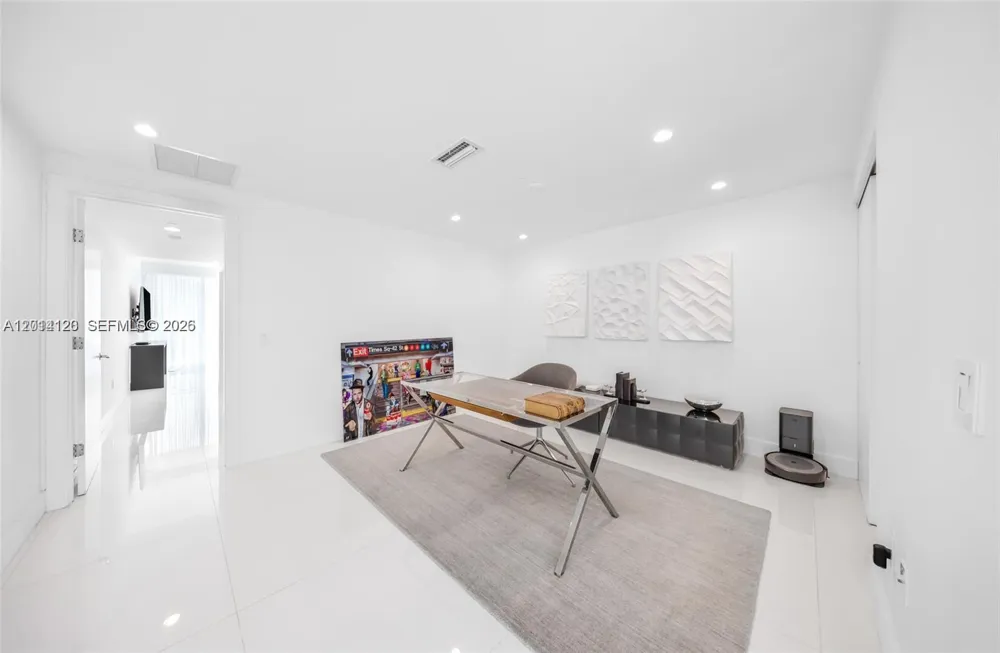 2950 NE 188th St #547 Aventura, FL 33180