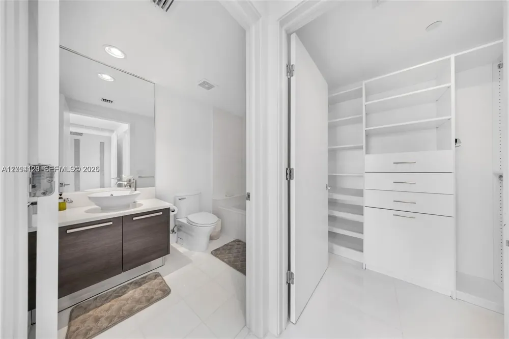 2950 NE 188th St #547 Aventura, FL 33180