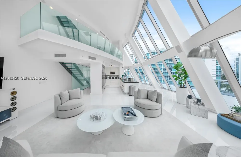 2950 NE 188th St #547 Aventura, FL 33180