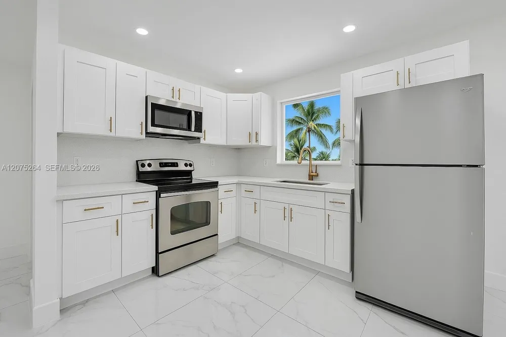 105 NW 14th Way #0 Dania Beach, FL 33004