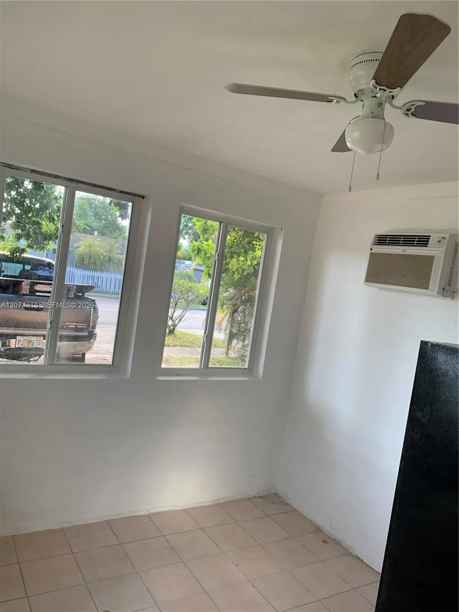 1901 E 5th Ave #B Hialeah, FL 33013