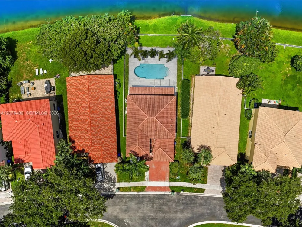 1800 NW 78th Ave Pembroke Pines, FL 33024