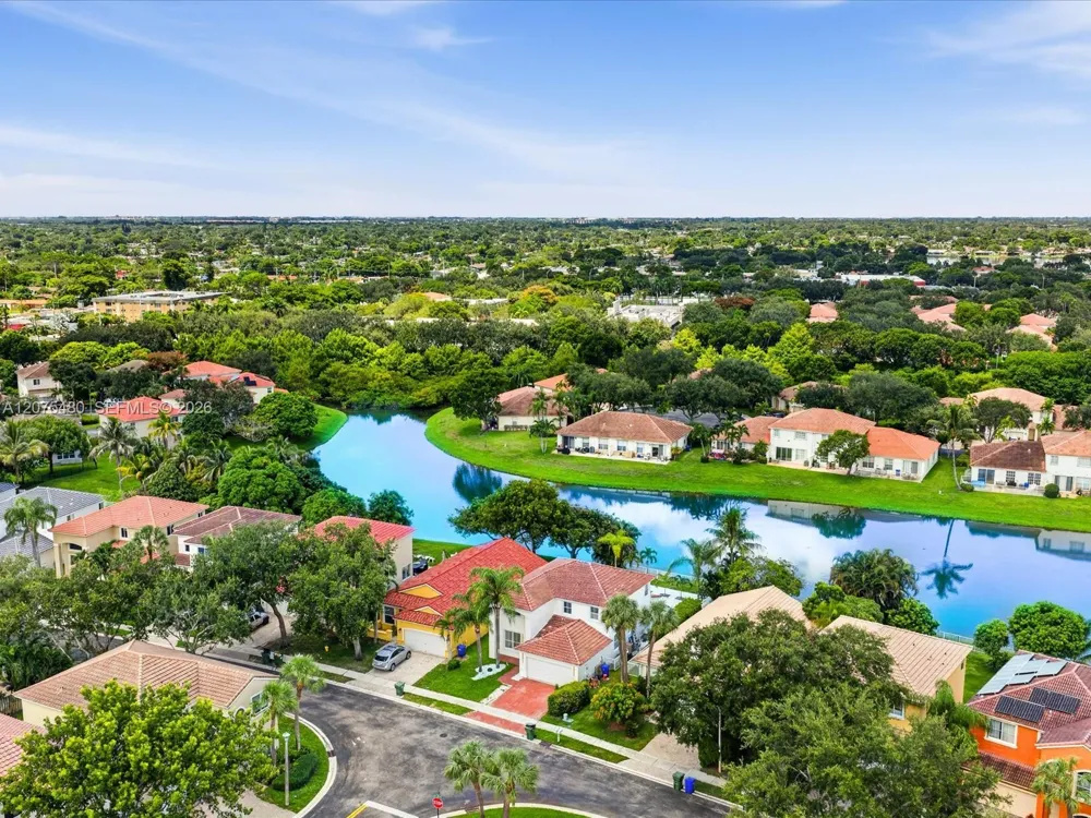 1800 NW 78th Ave Pembroke Pines, FL 33024