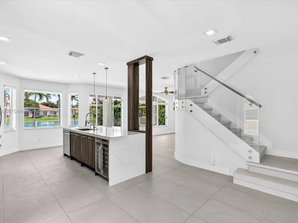 1800 NW 78th Ave Pembroke Pines, FL 33024