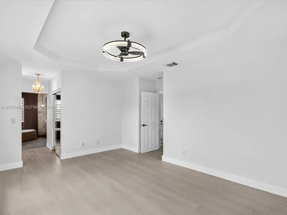 1800 NW 78th Ave Pembroke Pines, FL 33024