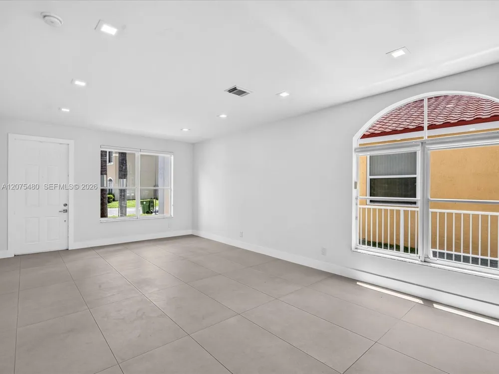 1800 NW 78th Ave Pembroke Pines, FL 33024