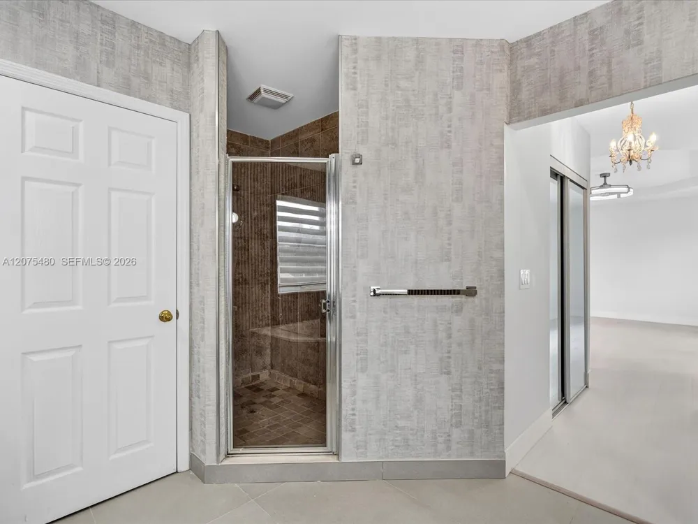 1800 NW 78th Ave Pembroke Pines, FL 33024