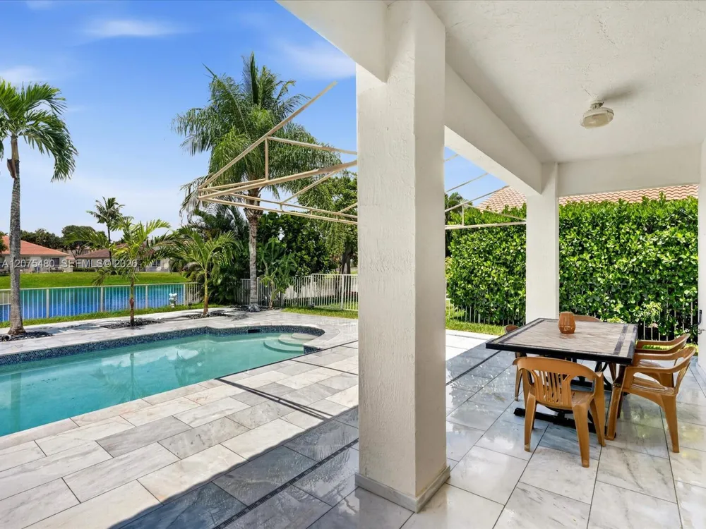 1800 NW 78th Ave Pembroke Pines, FL 33024