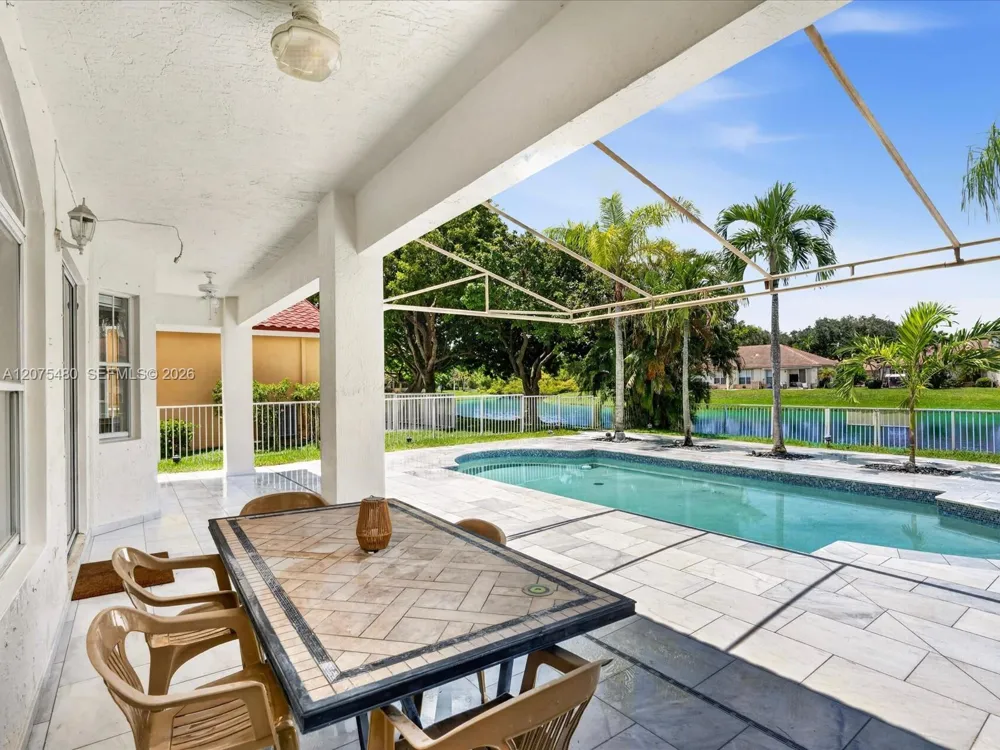 1800 NW 78th Ave Pembroke Pines, FL 33024