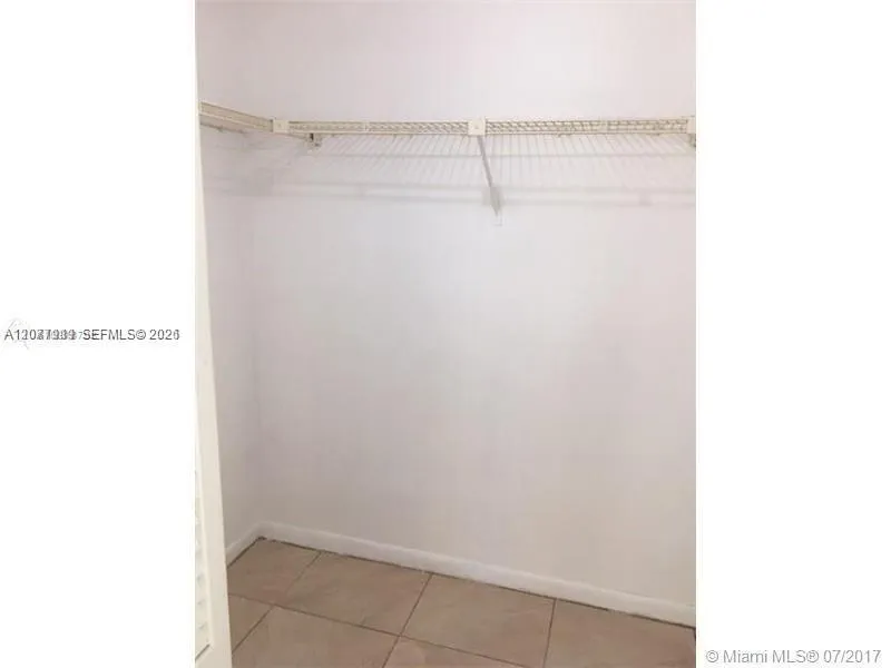 6720 Nova Dr #101-8 Davie, FL 33317