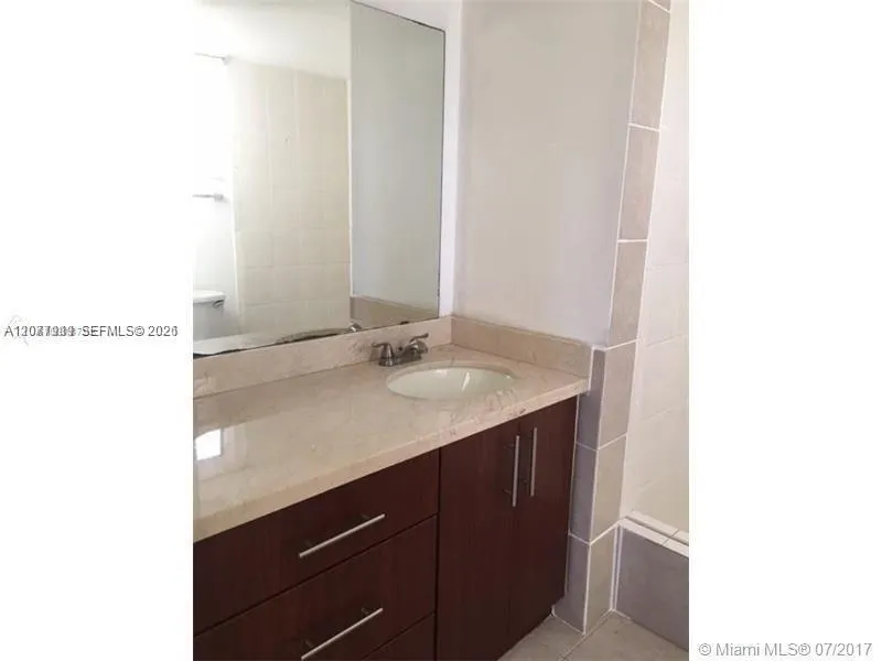 6720 Nova Dr #101-8 Davie, FL 33317