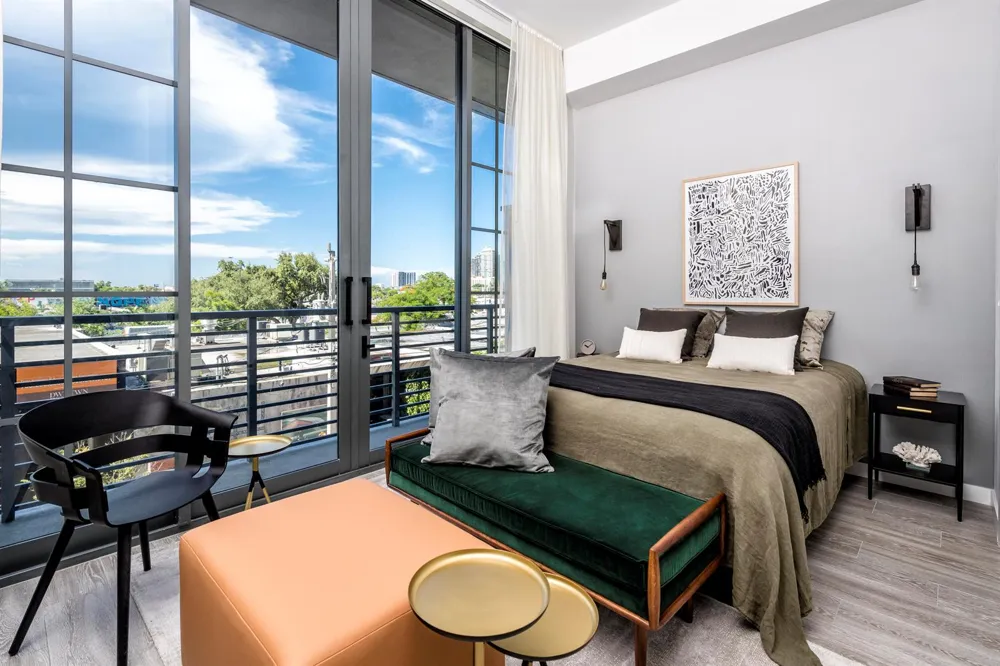 240 NW 25th Street #504 Miami, FL 33127