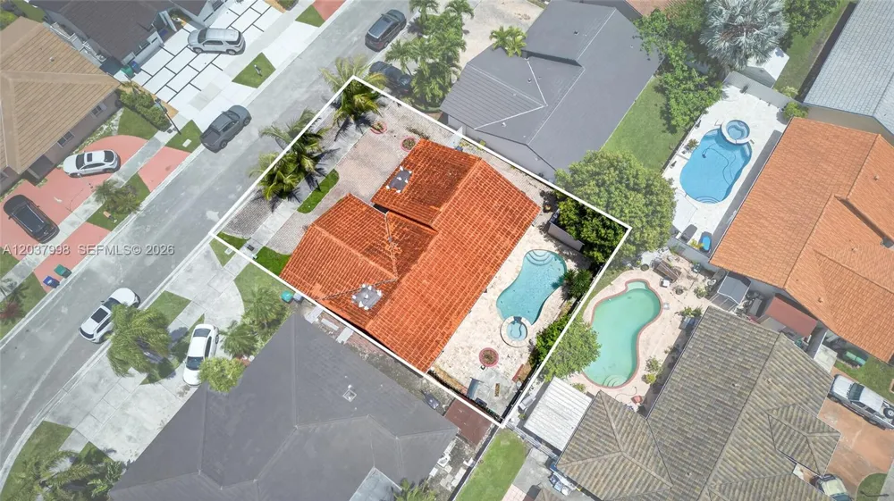 955 NW 128th Ct Miami, FL 33182